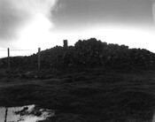 NC75NW0010 - Chambered Cairn_03.jpg
