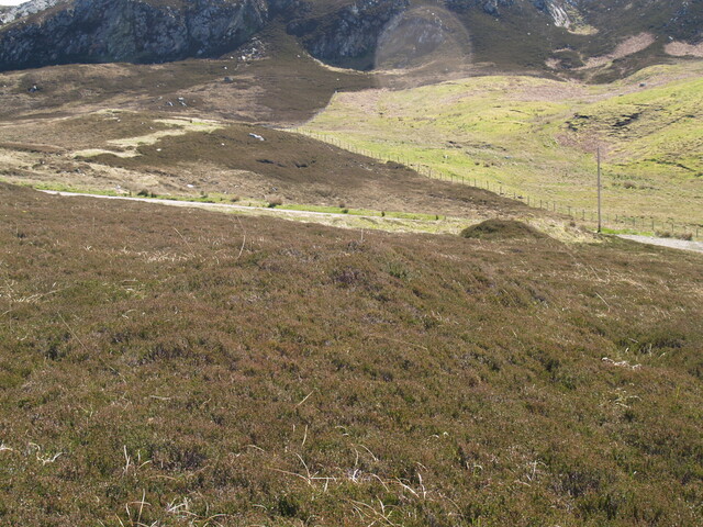 274298 962602 - Hut Circle & 2 Clearance Cairns, AJP_04.JPG