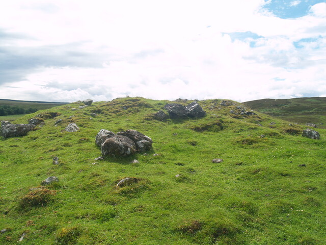 NC85SE0003 - Broch, Carn Liath (Trantlemore) 05.JPG