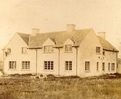 NC90SW0054 - Ardassie now the Links Hotel.JPG