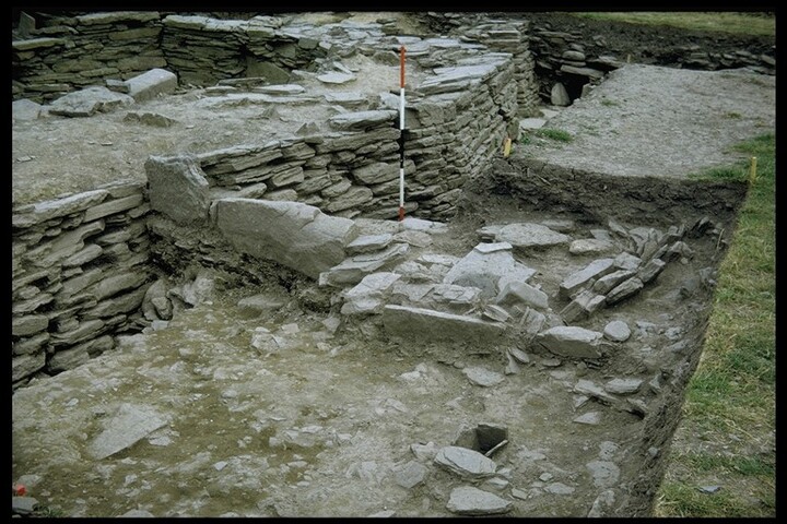 ND07SW0004 - Crosskirk Broch 11.jpg