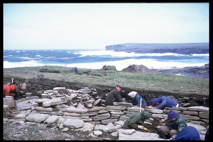 ND07SW0004 - Crosskirk Broch 37.jpg