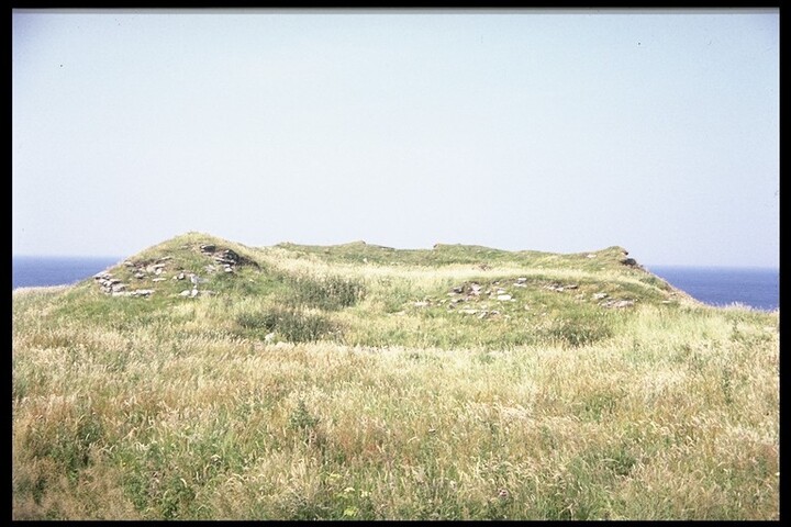 ND07SW0004 - Crosskirk Broch 43.jpg