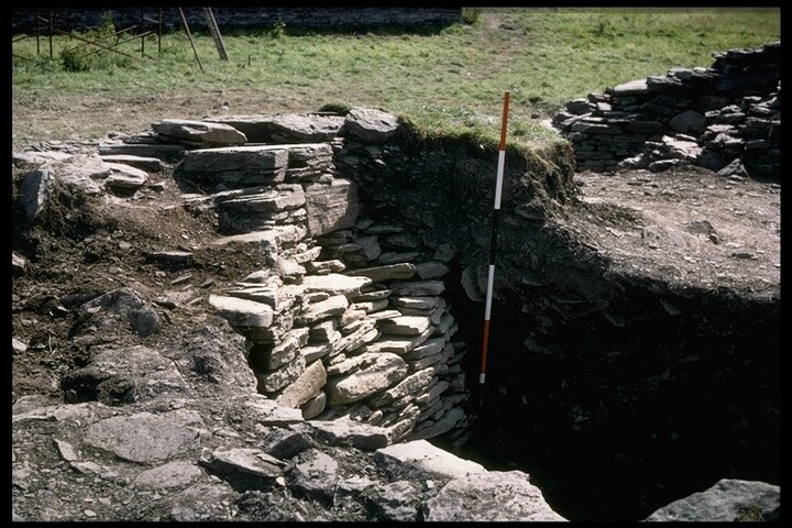 ND07SW0004 - Crosskirk Broch 65.jpg