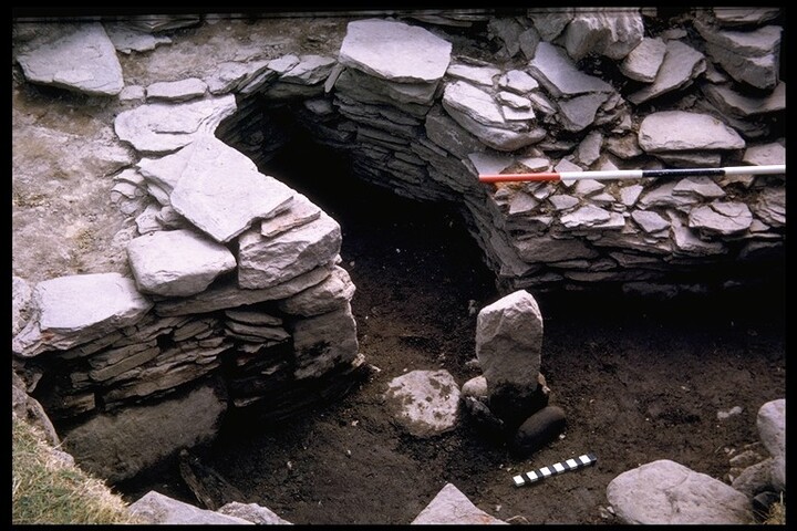 ND07SW0004 - Crosskirk Broch 78.jpg
