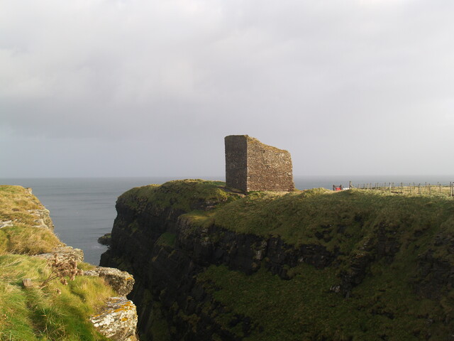ND34NE0002 - Castle of Old Wick_02.JPG