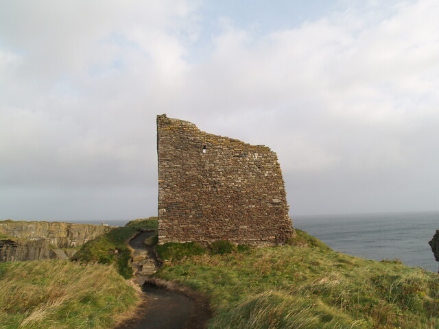 ND34NE0002 - Castle of Old Wick_03.JPG