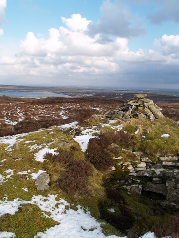 ND34SW0070 - Chambered Cairn AJP_02.JPG