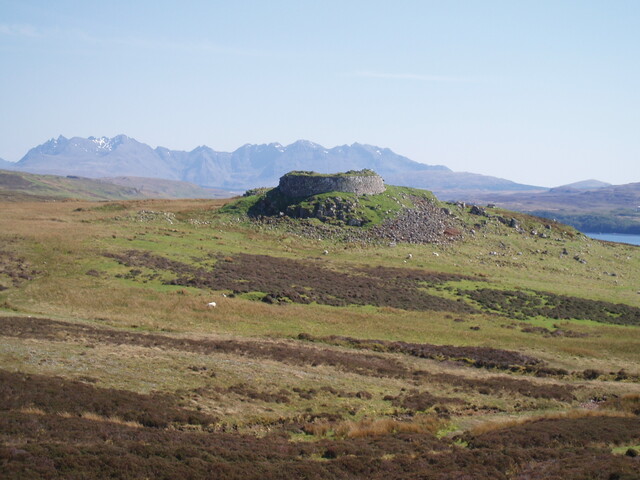 NG33NW0003 broch.JPG