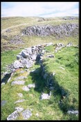 NG33NW0005 - Dun Ardtreck, Skye3.jpg