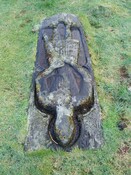 NG44NW0038 gravestone top.JPG