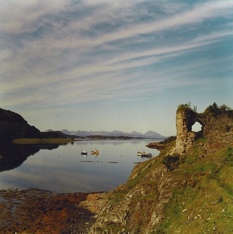 NG83NE0001 - Strome Castle, Allan Beattie_01.jpg