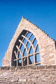 ND16NW0010 South Gable St Peter's.TIF