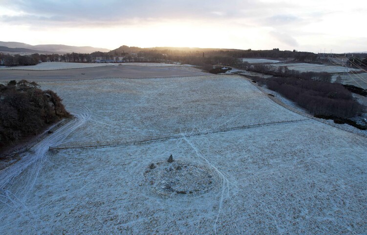 3085 Mains of Daviot Ring Cairn (January 2024) e (low res).jpg