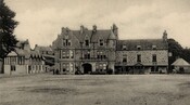 NH78NE0076 - Suth. Arms Dornoch.JPG