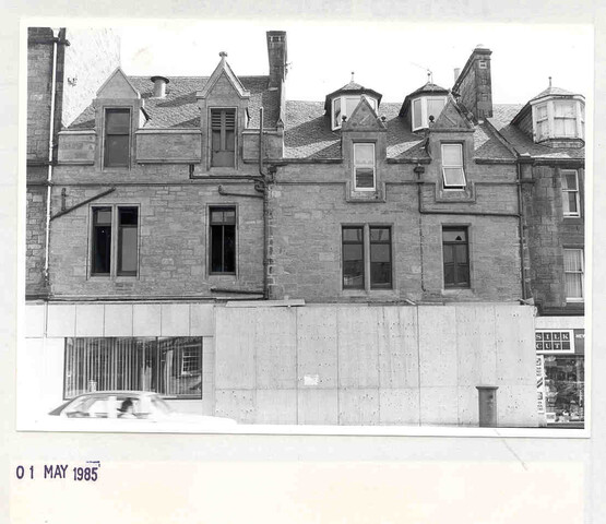 5 & 7 Young Street - photograph.jpg
