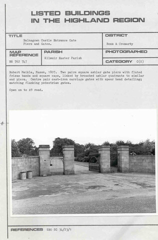 Balnagown Castle, Entrance gate.jpg