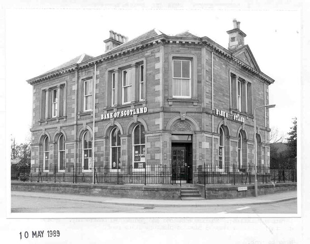Beauly, Bank of Scotland - photograph.jpg