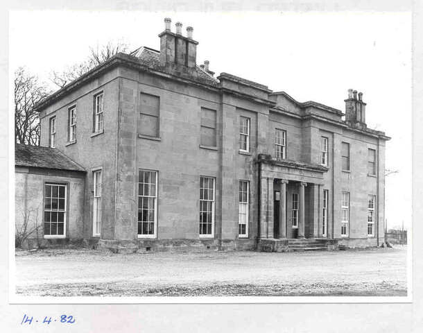 Braelangwell - photograph.jpg