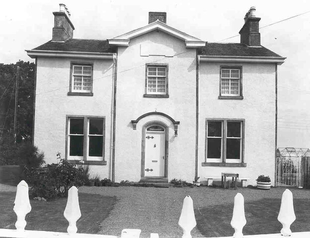 Innesmount - photograph.jpg