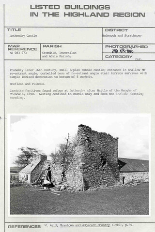Lethendry Castle.jpg