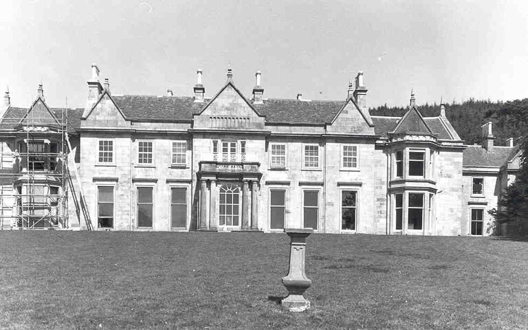 Raasay House - photograph.jpg
