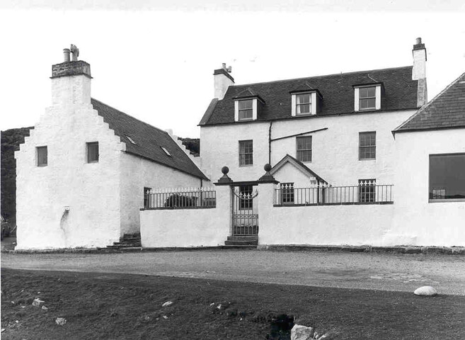 Rispond Lodge - photograph.jpg