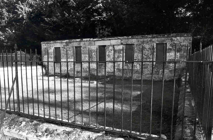 Rothiemurchus Old Parish Church - photograph.jpg