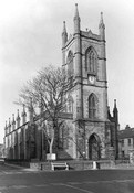 Thurso, St. Peter's Church - photograph.jpg
