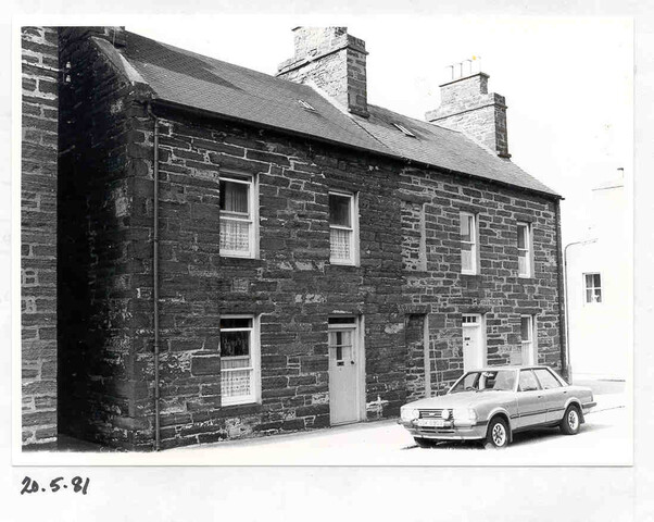 Wick, 3 & 5 Dempster Street - photograph.jpg