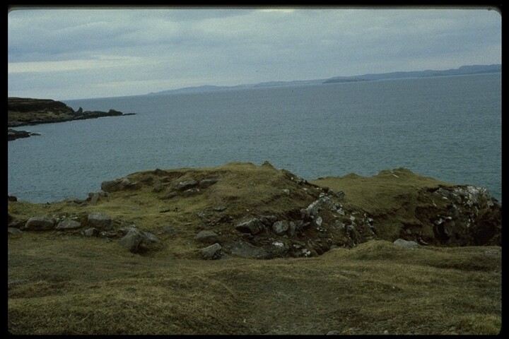 NC01SW0004 - Dun, Achnacaird 1.jpg