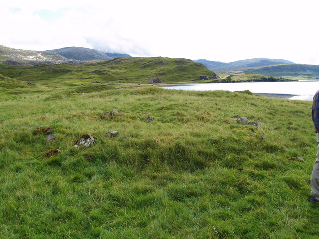 NC22SW0001 - Chambered Cairn.JPG