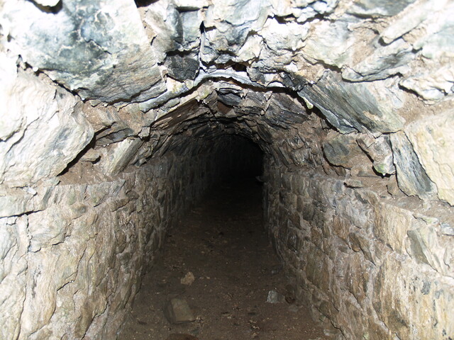 NC40SE0018 - 247449 901578 - Underground Passage 04.JPG