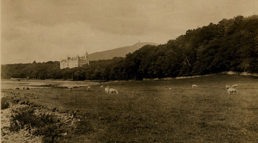 NC80SE0001 - Golspie-Dunrobin Castle 1926.JPG