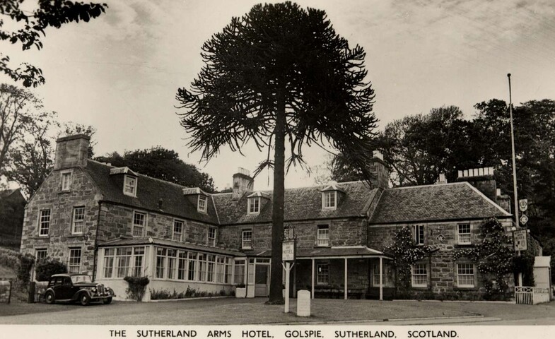 NC80SW0090 - Sutherland Arms Hotel Golspie.JPG
