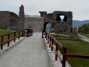 NH52NW0005 - UrquhartCastleF 14-5-01.jpg