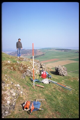 NH55NW0010 -  Fort, Knockfarril 1.jpg
