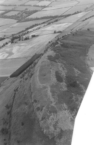 NH55NW0010 - Hillfort, Knock Farrel.jpg