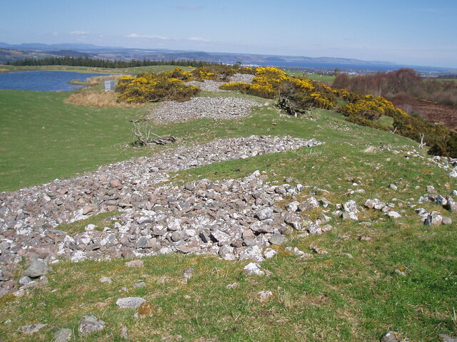 NH63NW0015 Carn Glas.JPG