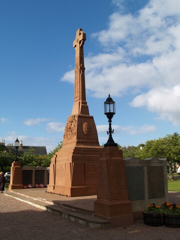 NH64SE0097 - War Memorial AJP_03.JPG