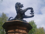 NH67SW0037 gatepiers 2.JPG