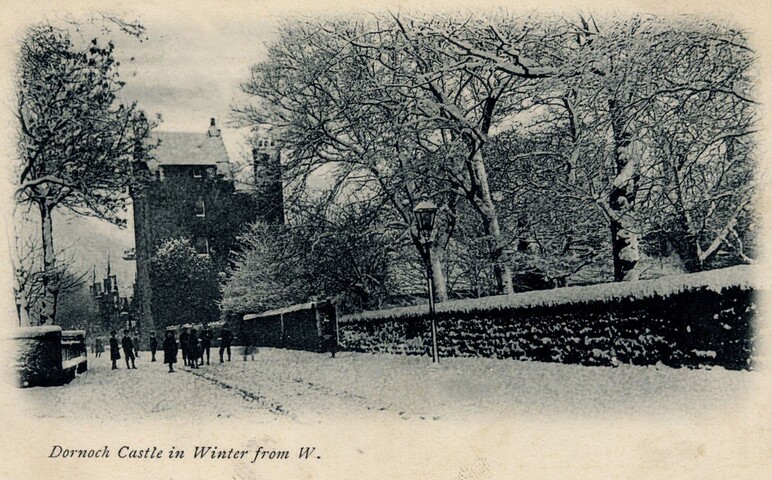 NH78NE0006 - Castle in Winter 1910.JPG
