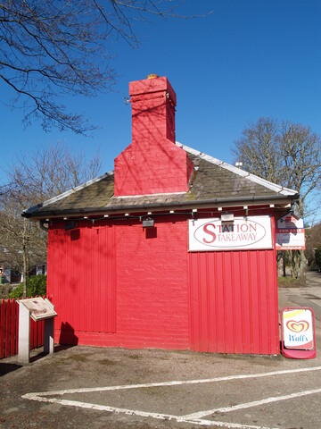 NH78NE0028 - Railway Station, Dornoch 2.jpg
