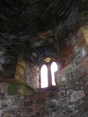 NH85SE0010 - Rait Castle 3.JPG