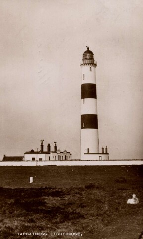 NH98NW0019 - Tarbatness Lighthouse.JPG