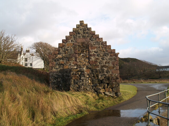 215525 944982 - Scourie Pier AJP_01.JPG