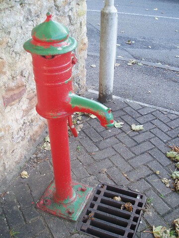 279686 889579 - Fire Hydrant, Dornoch_03.JPG