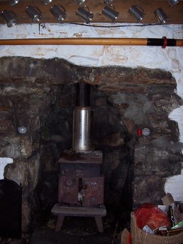 273 Achnacarnin April 06 -- Internal.jpg