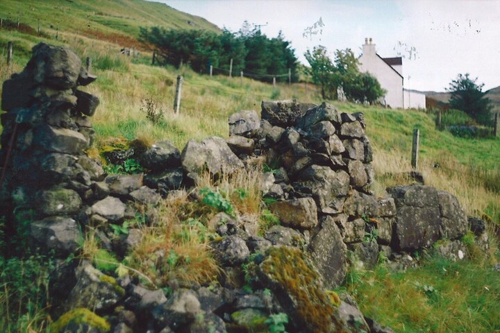 Ruin3_FacingSW_4of4.jpg