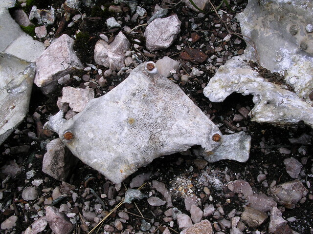 p5070_27_06_06_suppresor.jpg